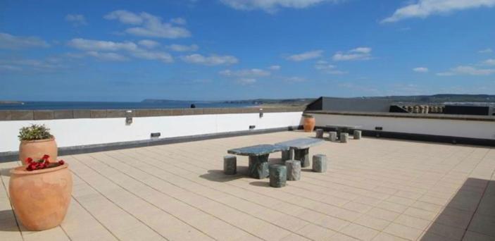 Cosy 3 Bedroom Apartment In Central Portrush With Sea Views Exterior photo