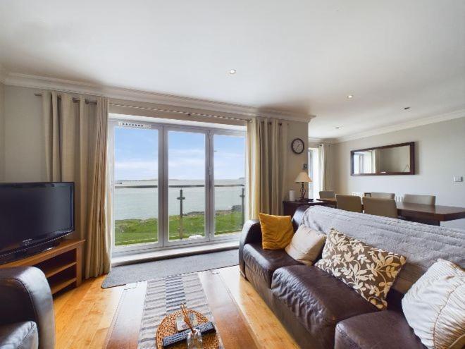 Cosy 3 Bedroom Apartment In Central Portrush With Sea Views Exterior photo